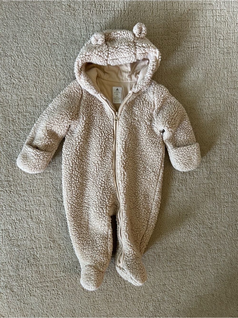 Baby Gap Sherpa bear hooded bunting cozy 3-6 months
